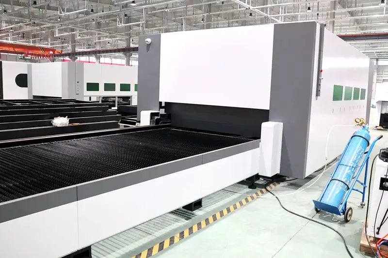 Fully enclosed machine 2000w~30000w high power Fibre Laser Cutting Machine Stainless Steel Good Performance laser cutter